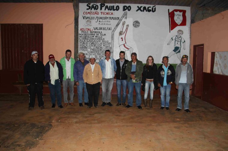 Comunidade do Assentamento Xagú 1 pede a construção de um ginásio de esportes