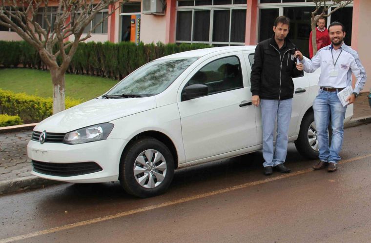 Câmara municipal adquire novo carro