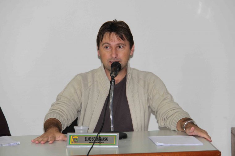 Vereador Elvio schafranski disse na sessão de segunda-feira que cada administrador tem um jeito de agir....