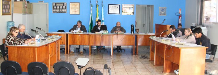 Na Sessão dessa segunda-feira 1º de julho os vereadores discutiram sobre as condições de trafegabilidade das estradas do interior do município.