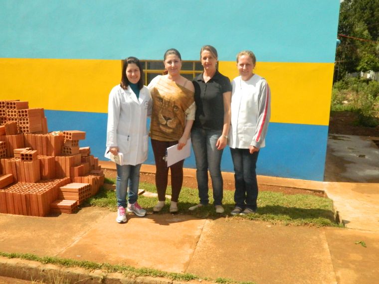 VEREADORA ERNA MULLER GOMES VISITA OBRAS DAS UBS