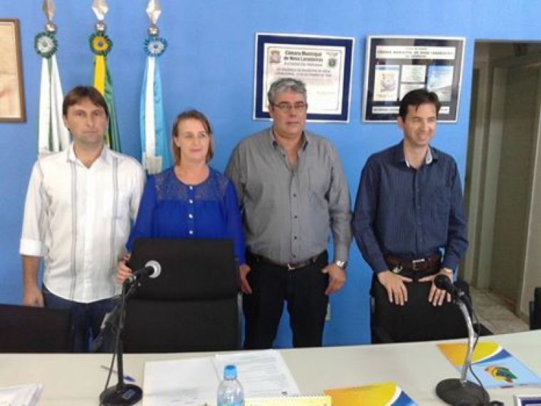 MESA DIRETIVA 2015