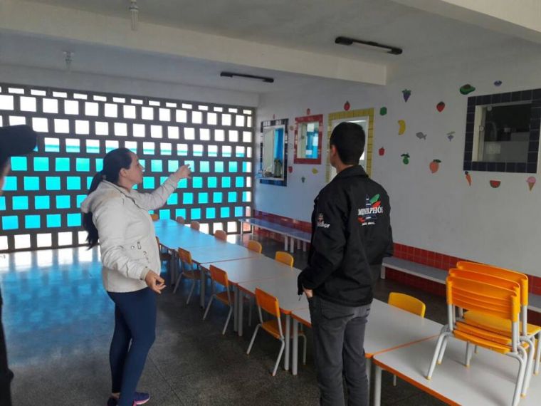 Vereador Robinho faz visita a creche de Rio Guarani.