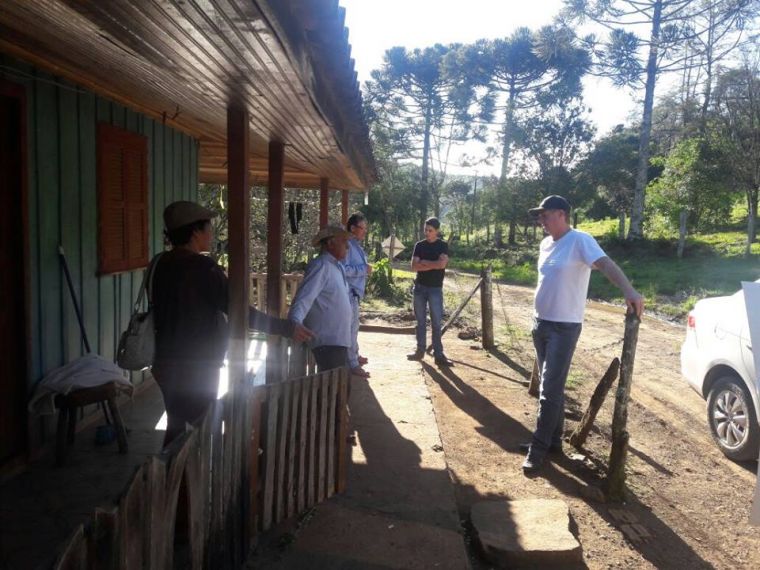Moradores pedem melhorias em estrada do interior