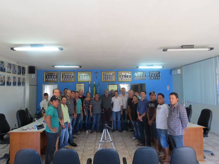 Vereadores de Espigão Alto Iguaçu participam da sessão ordinária
