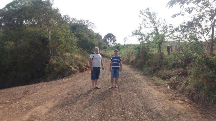 Presidente Altamiro acompanha trabalho de recuperação das estradas das Comunidades do Estrela e Rio Pereira
