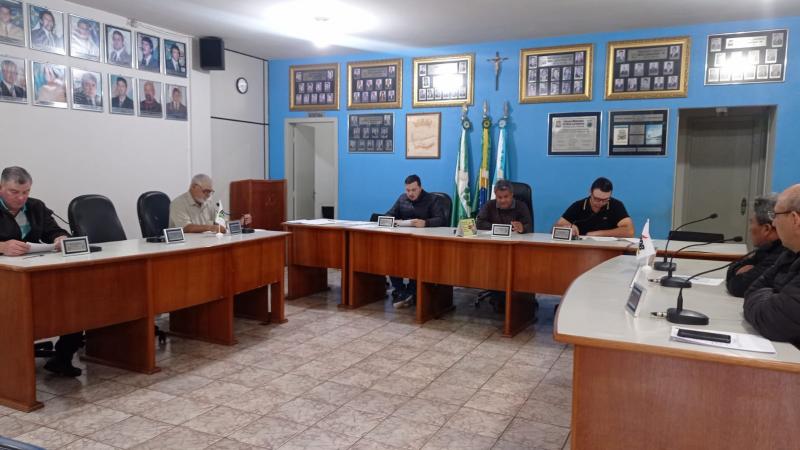 Aprovado em 1º Turno, Projeto de Lei que autoriza o Poder Executivo Municipal a conceder remissão de multa moratória, juros de mora e correção monetária sobre os créditos de natureza não tributária.