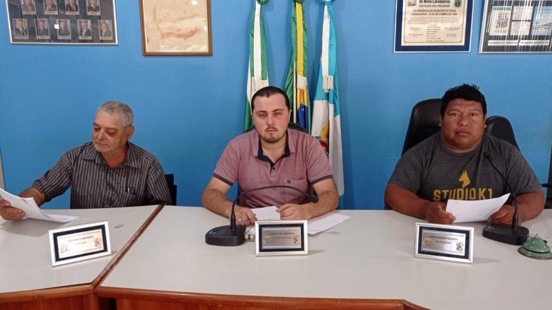 Vereadores da Comissão de Legislação, Justiça e Redação exaram pareceres sobre três projetos em trâmite.