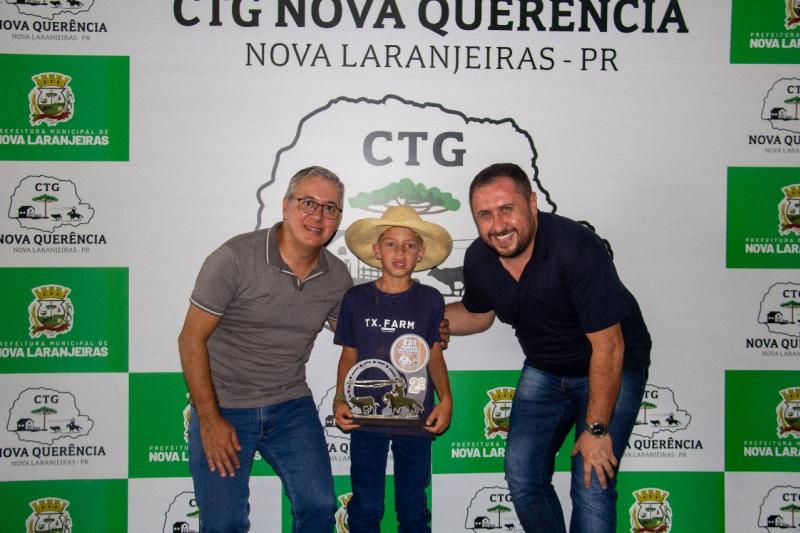 Prefeito e Vereadores prestigiam o 25º Rodeio do CTG Nova Querência
