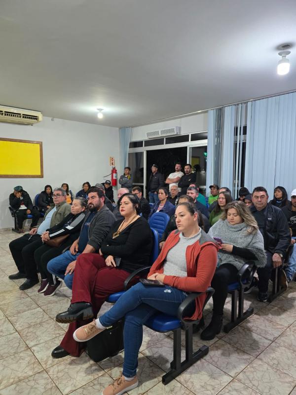 Câmara de Nova Laranjeiras realiza sessões com presença de autoridades e representantes da comunidade